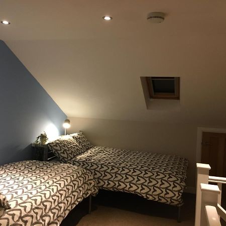 Derby Pride Park Private Ensuite Room- 2 Beds- Free Parking Экстерьер фото